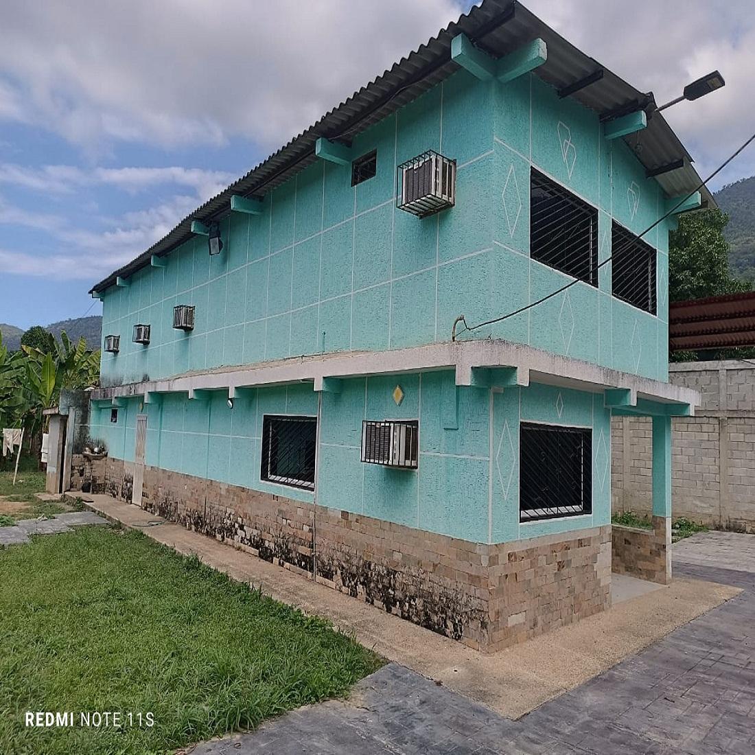 3429-098 Vendo Confortable Casa en el Sector Primavera de Patanemo, Puerto Cabello. Edo. Carabobo. Venezuela.
