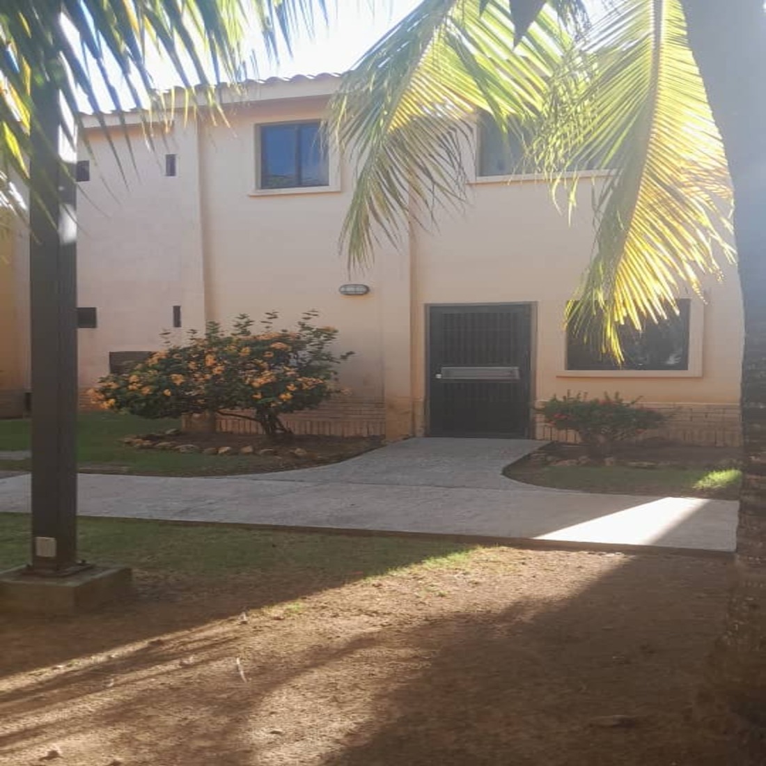 AI-3247-066 Vendo Apartamento Amoblado en Ciudad Flamingo Chichiriviche Estado Falc�n. Venezuela.