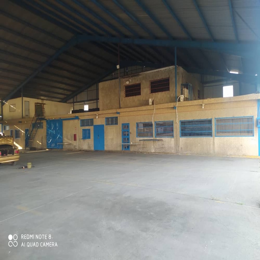  AI-3099-057 Vende Amplio Galpn Ubicado en la Zona Industrial de Morn, Edo. Carabobo. Venezuela.