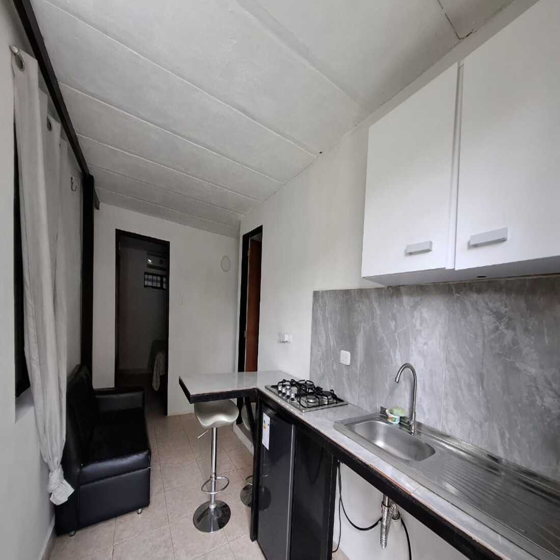 AI-3175-066 Alquilo Cómodo Apartamento totalmente Amoblado en la Urbanización El Morro II, San Diego. Edo. Carabobo. Venezuela.