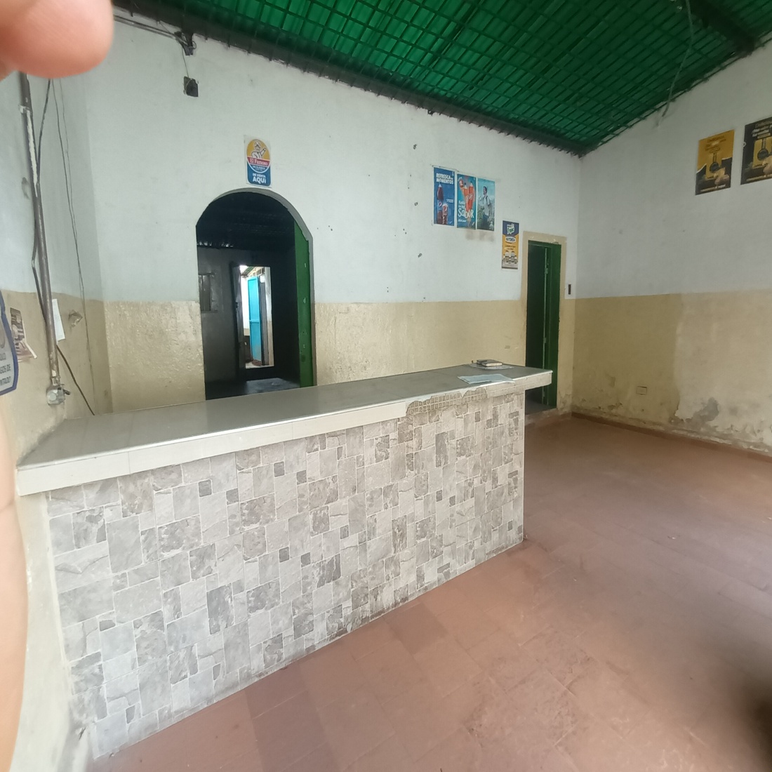 AI-3167-064 Ofrezco en Venta excelente Terreno Con Local Comercial ubicado en el Periférico La Candelaria una cuadra de la Avenida Aránzazu Estado Carabobo. Venezuela.