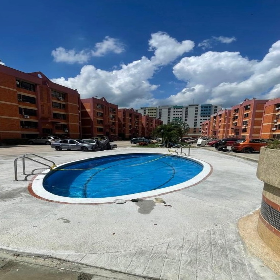 AI-3506-021 Vendo Apartamento en el Sector Tazajal, Residencias Bayona Country. Naguanagua. Edo. Carabobo. Venezuela.